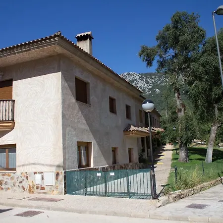 Casa de Campo Residencial Robles Arroyo Frio